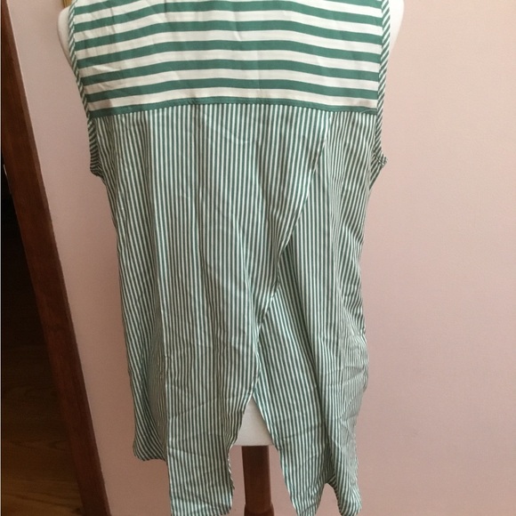 Jane & delancey multi-directional stripe top - Picture 2 of 4